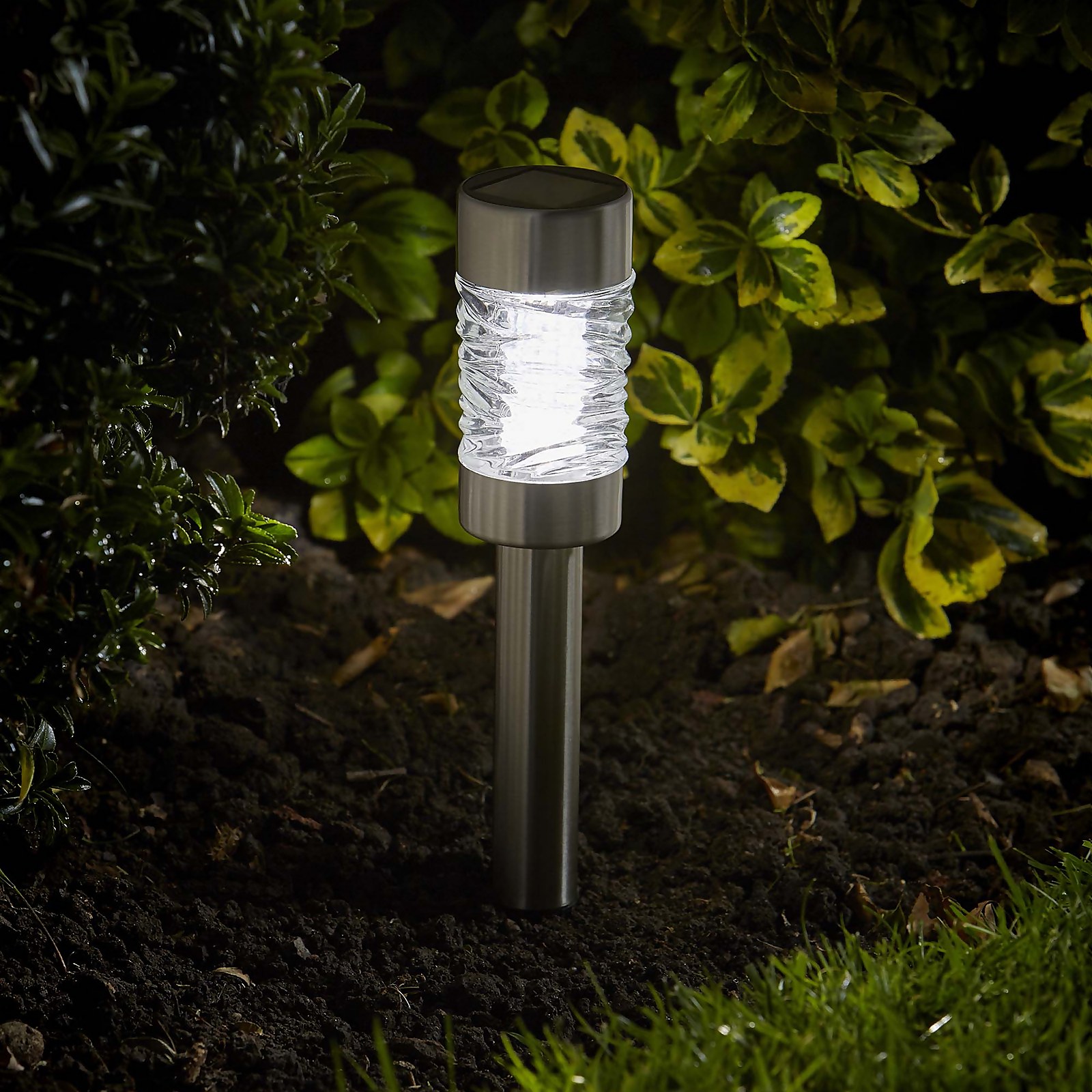 Smart Garden Stainless Steel Solar Stake Light 4 Pack Price Comparisons | Compare The Build