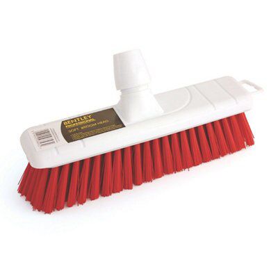 Bentley Red Stiff Broom Head (W)300mm | Compare The Build