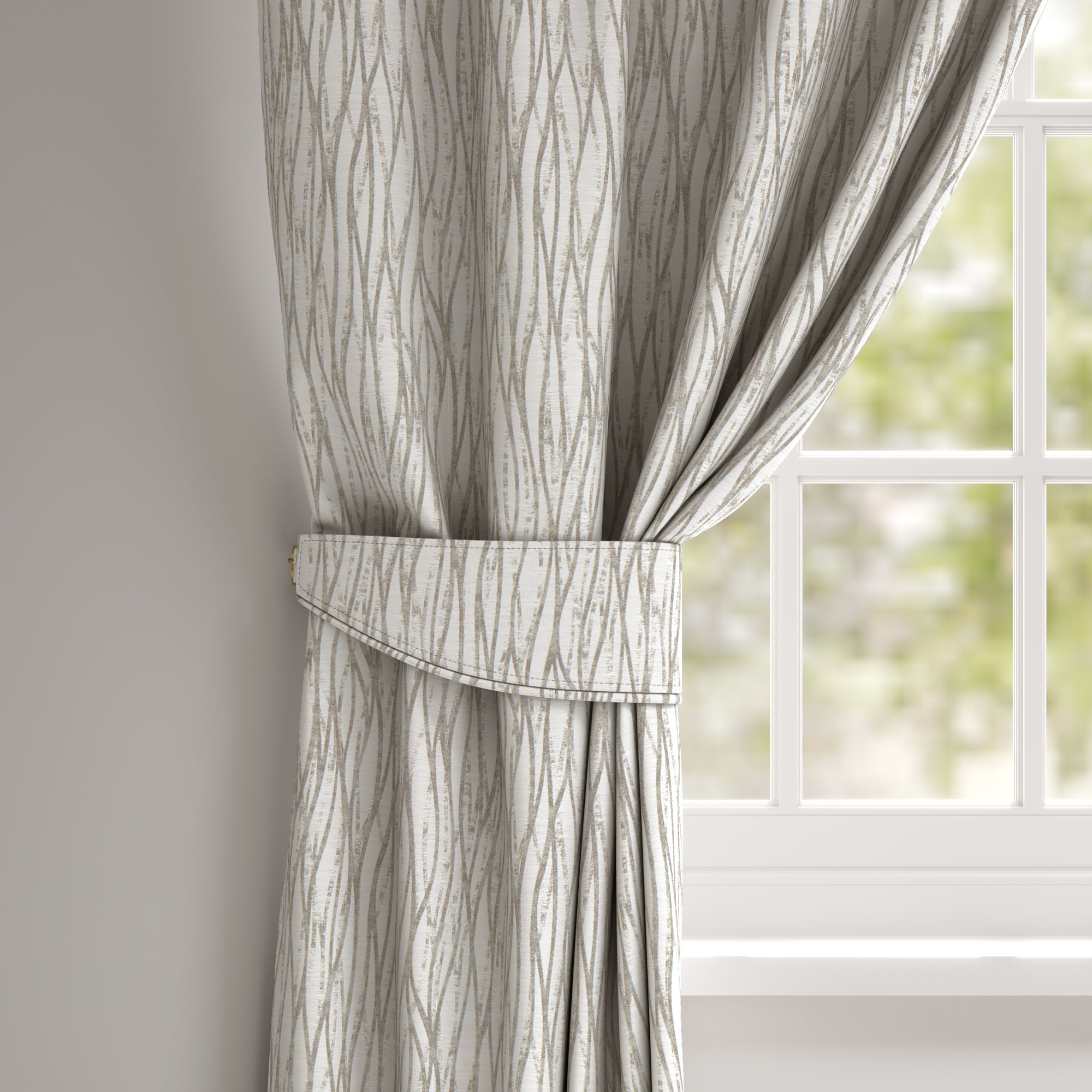 Linear Made To Measure Tieback Linear Silver Price Comparisons | Compare The Build