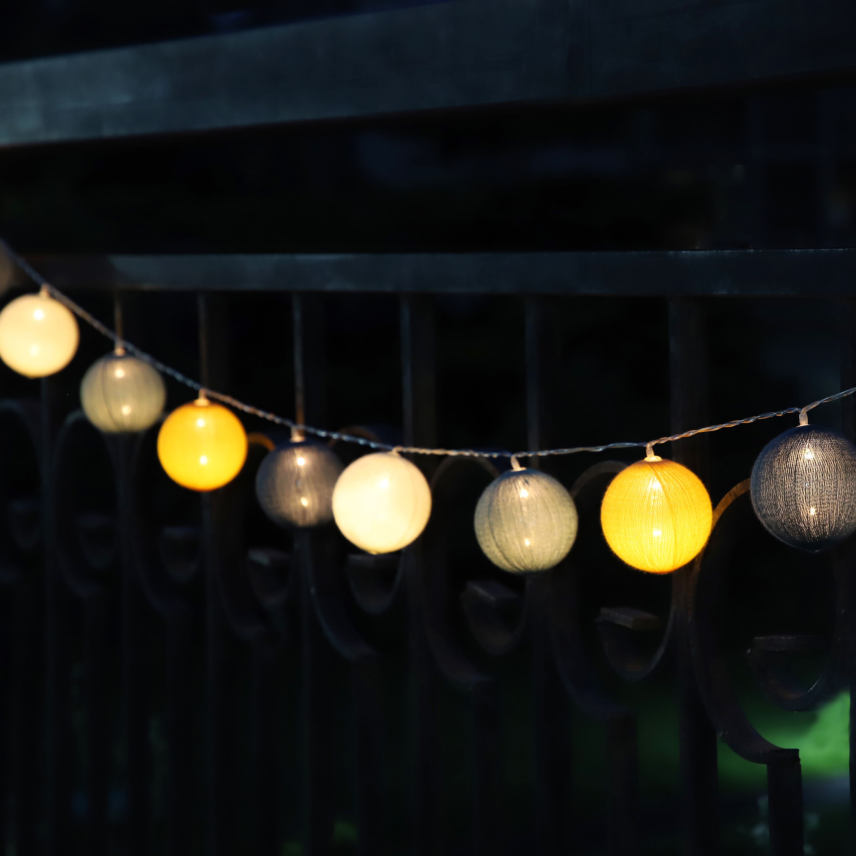 Kanor Ball Battery-Powered Warm White 20 Led Outdoor String Lights Price Comparisons | Compare The Build