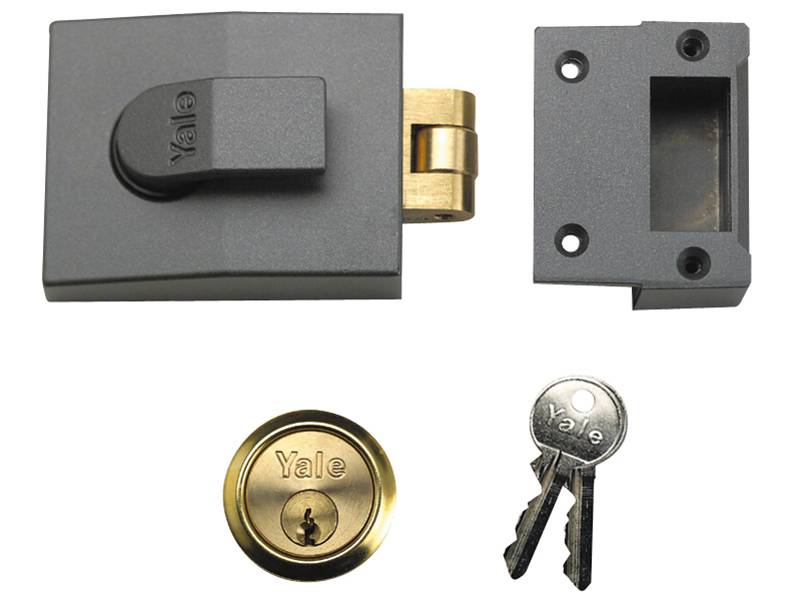 Yale Locks YAL81DMGPB 81 Rollerbolt Nightlatch 60mm Backset DMG Finish Box Price Comparisons | Compare The Build