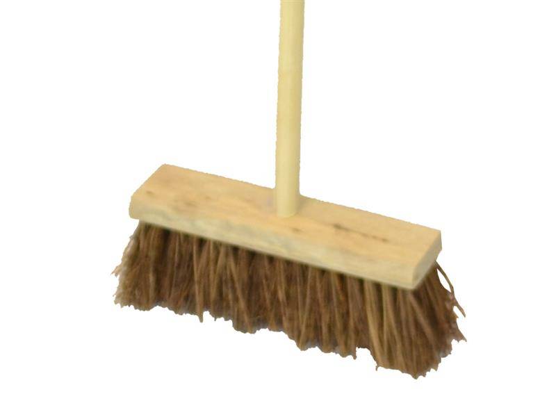 Faithfull FAIBRBC13FLH Bassine/Cane Flat Broom 325mm (13in) | Compare The Build