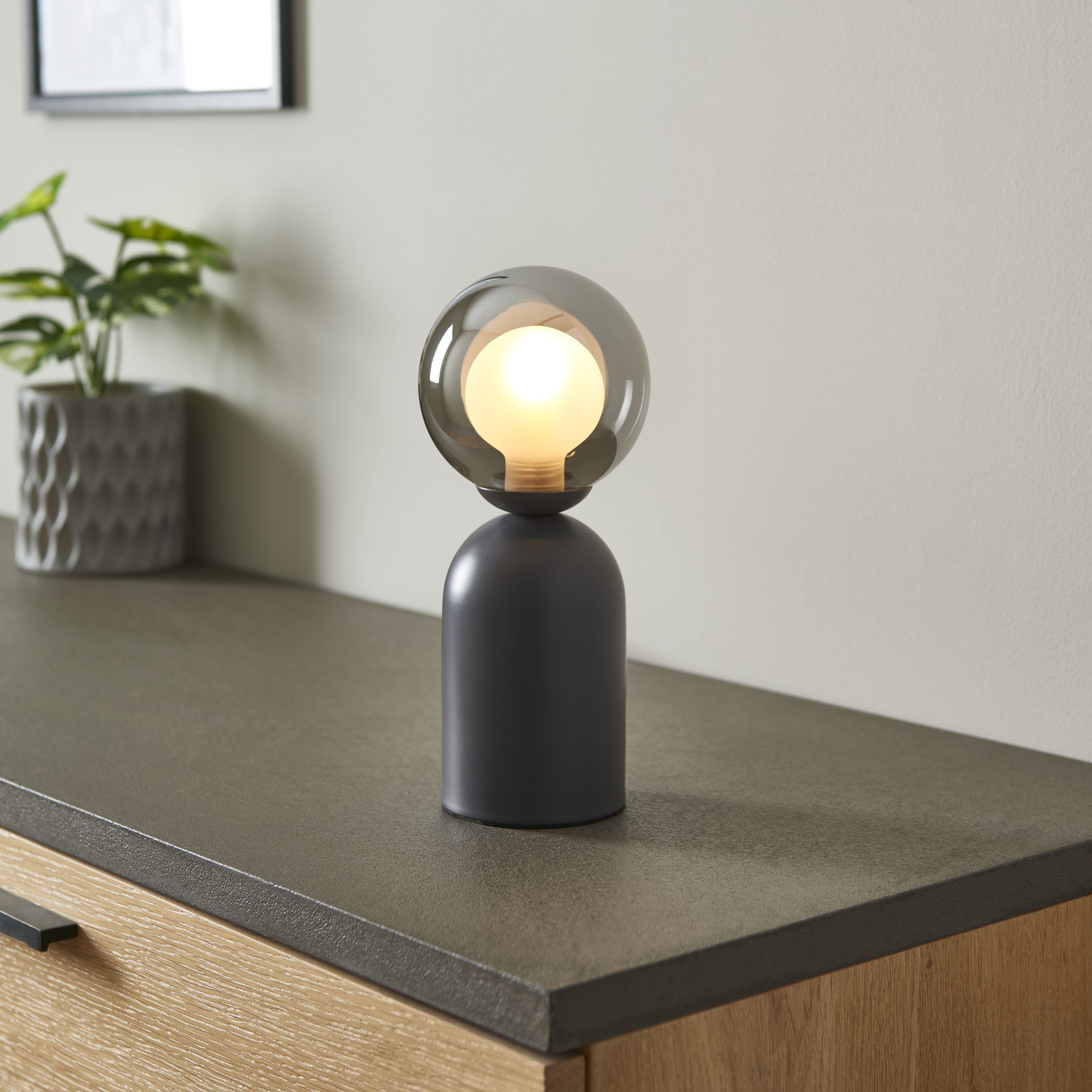 Harbour Studio Cole Black Table Lamp Price Comparisons | Compare The Build