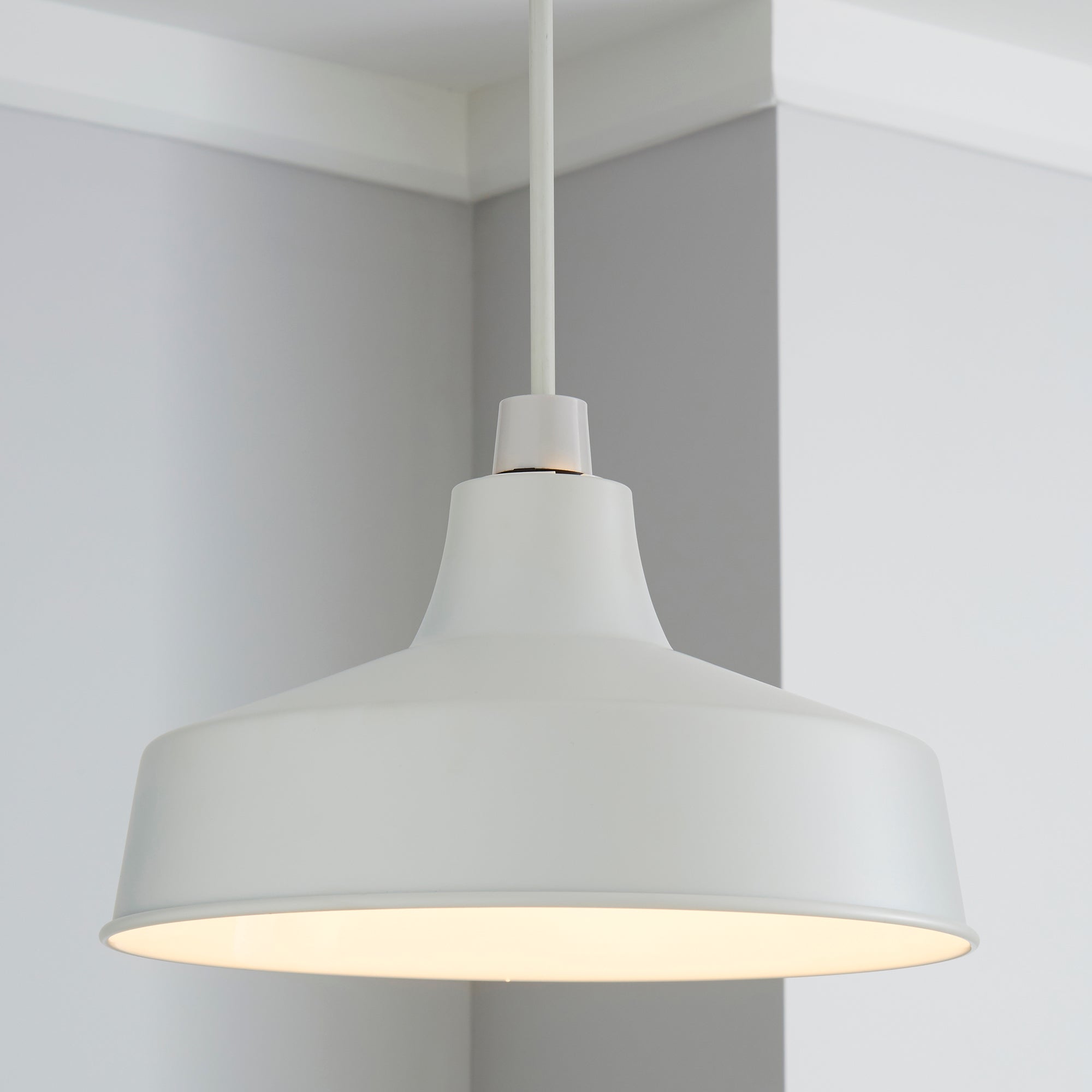 Stern White Easy Fit Pendant White Price Comparisons | Compare The Build